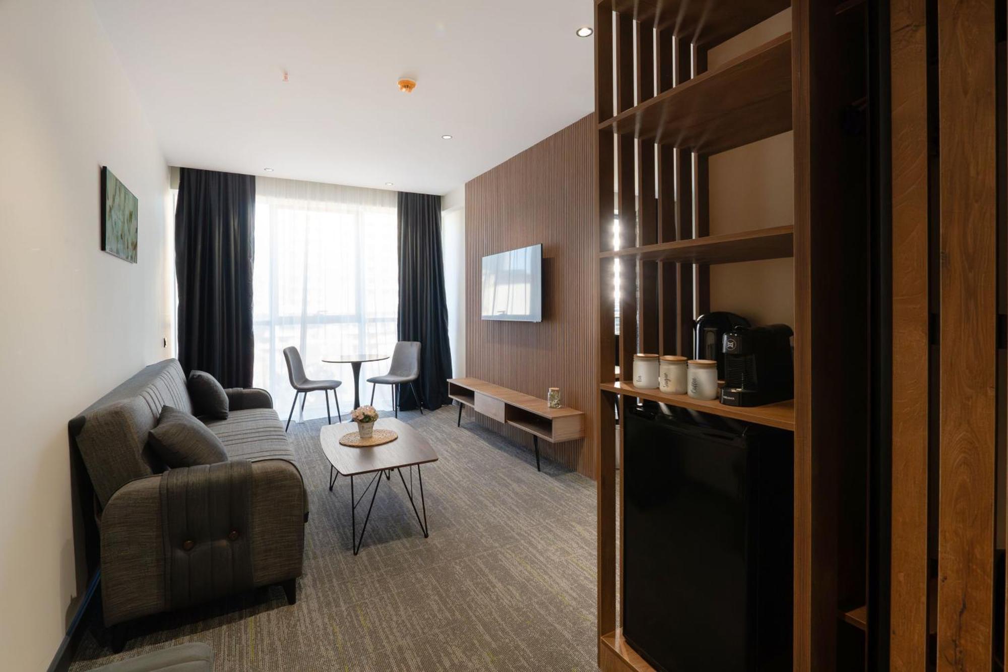 Nova Luxe Hotel & Residences Batumi Værelse billede