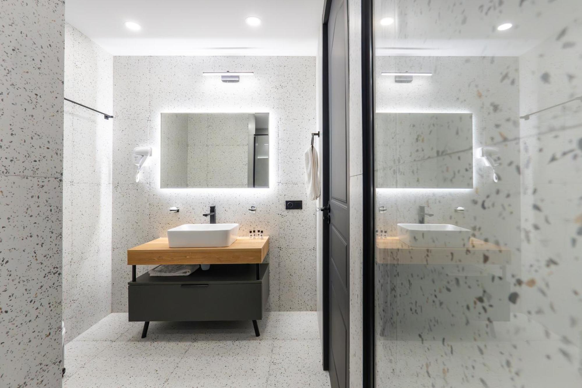 Nova Luxe Hotel & Residences Batumi Eksteriør billede